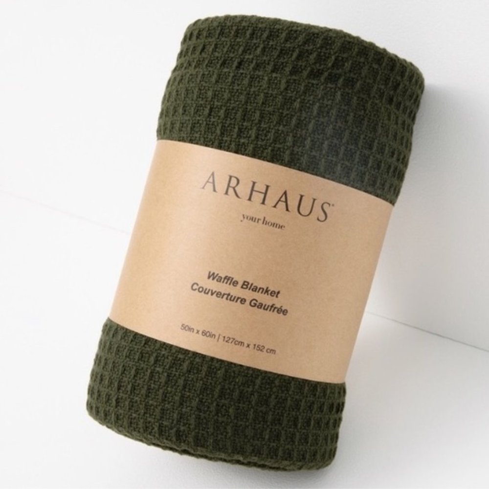 ⭐$40- ARHAUS HOLIDAY KEEPSAKE EVERGREEN WAFFLE WEAVE KNIT THROW | NEW | LAST ONE - Picture 2 of 7